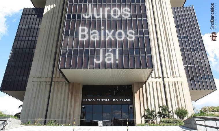 Banco Central eleva juros e reforça aperto econômico à população