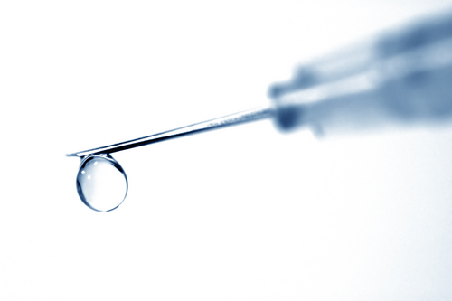 Brasil distribui primeiras doses da vacina contra a gripe A
