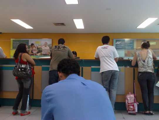Bancos de Petrópolis vão ter que dar senha para atendimento