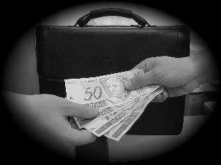 União demite mais de 2 mil por corrupção