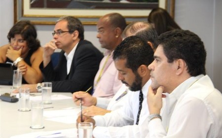Sindicalistas e Banco do Brasil definem mesas temáticas