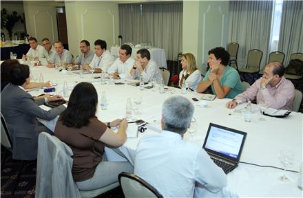Contraf-CUT negocia com a Caixa desdobramentos de conqusitas de 2010