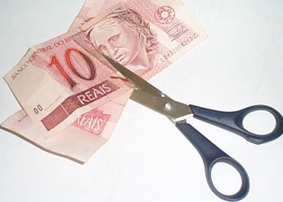 Para conter inflação, governo Dilma corta de R$ 50 bilhões no Orçamento