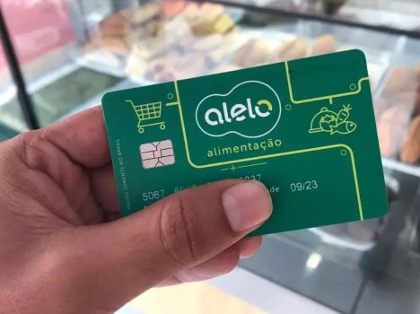 Santander fará crédito da 13ª cesta alimentação no dia 30