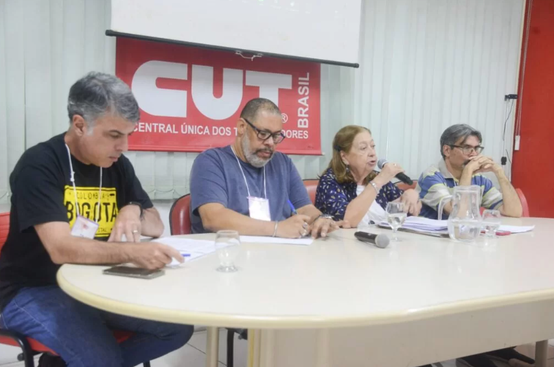 Bancárias e bancários do BB, da Caixa e dos bancos privados debatem campanha nacional da categoria