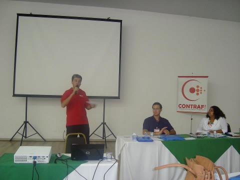 Funcionários do Itaú Unibanco e Bradesco definem lutas para negociações por banco