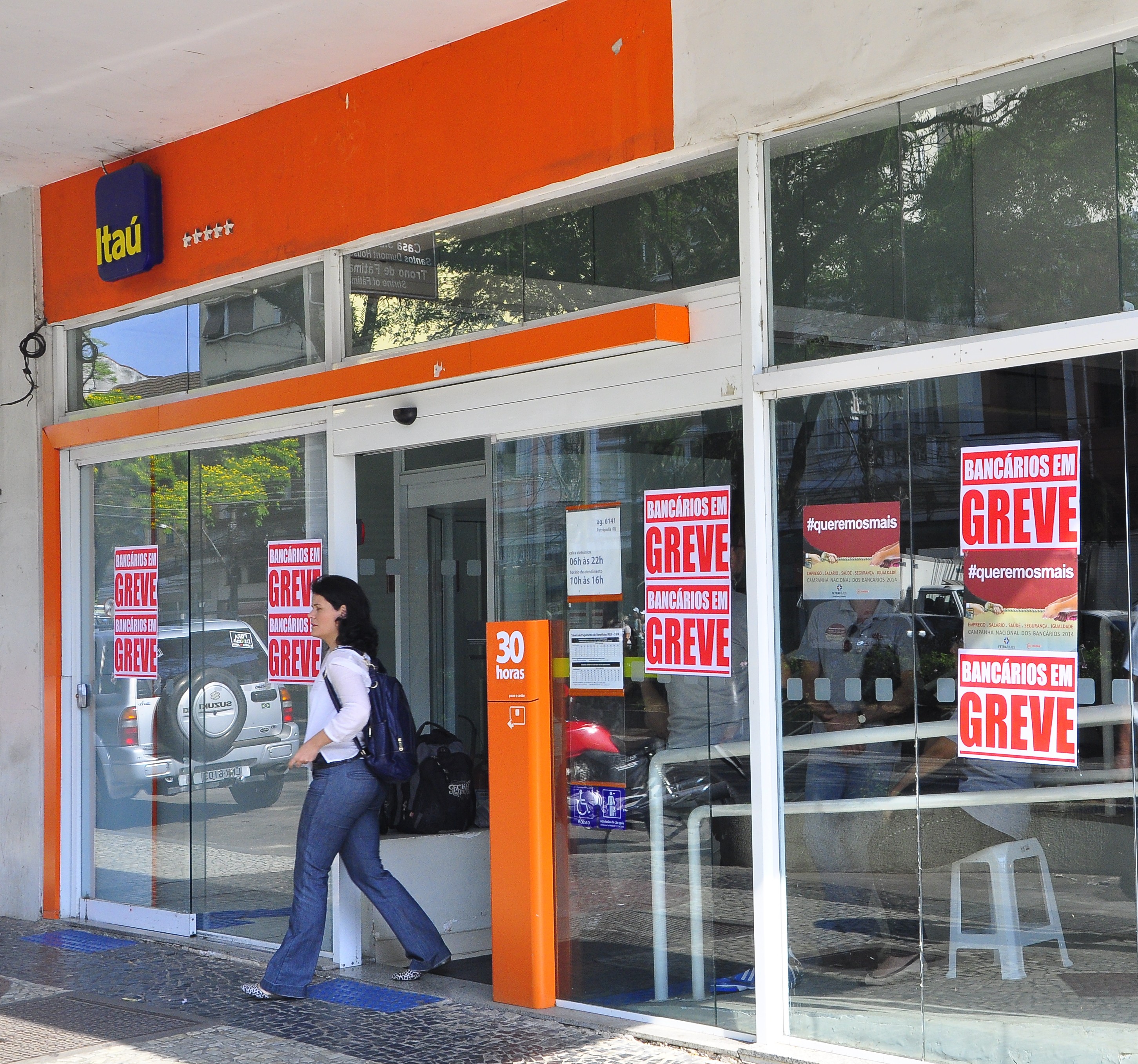 GREVE EM PETRÓPOLIS