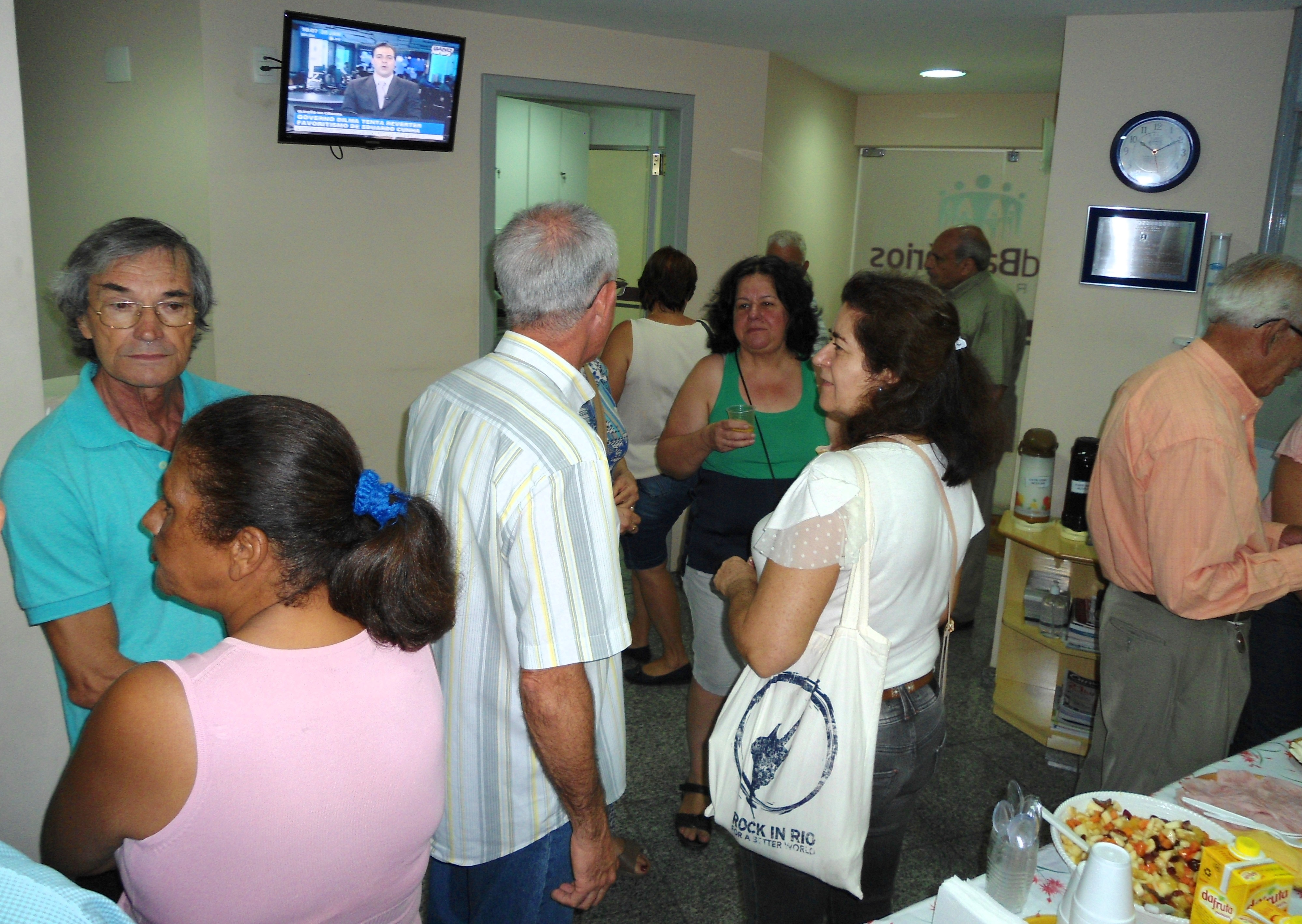CAFÉ DA MANHÃ EM HOMEMAGEM AO DIA DO APOSENTADO