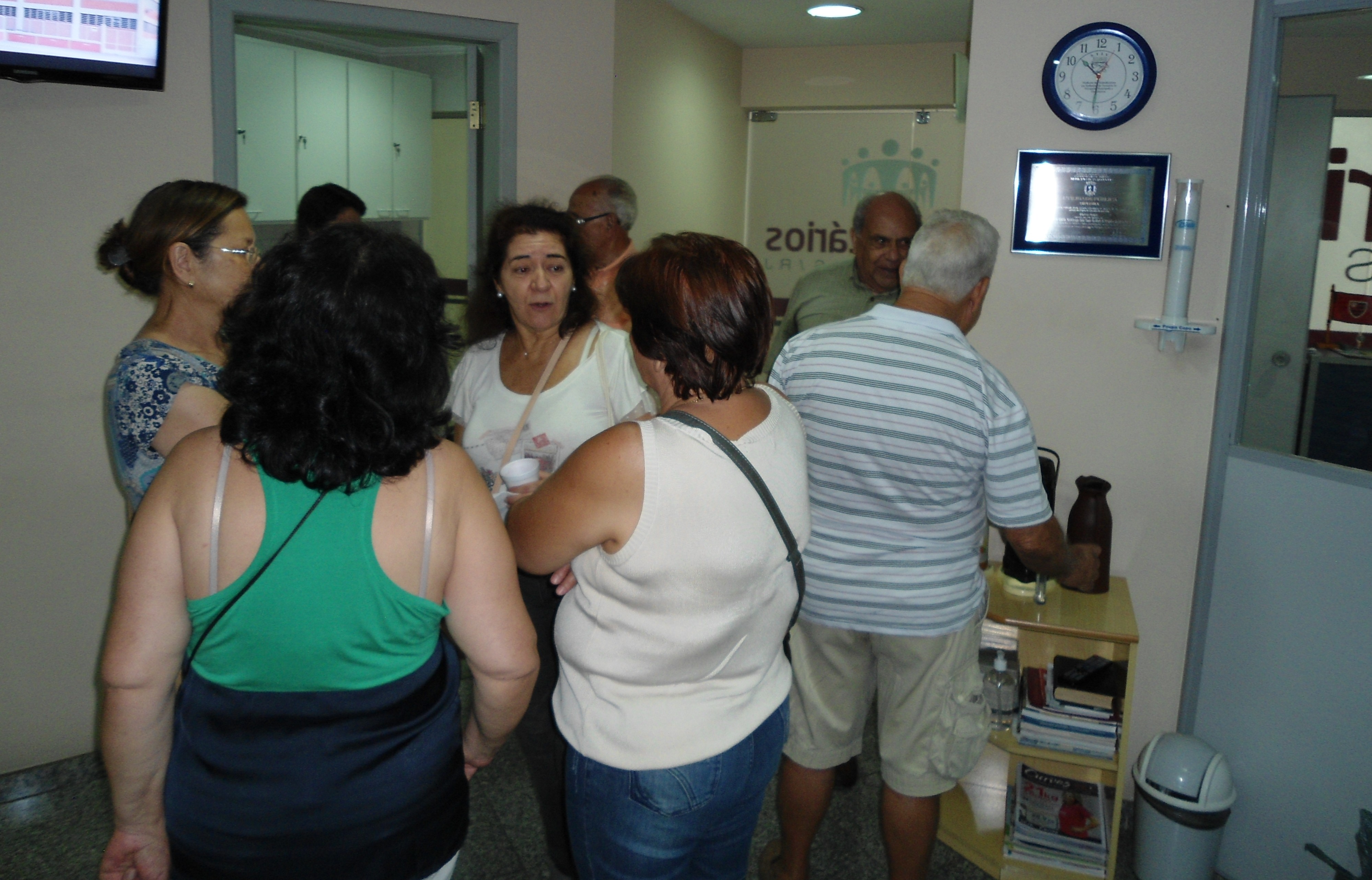 CAFÉ DA MANHÃ EM HOMEMAGEM AO DIA DO APOSENTADO