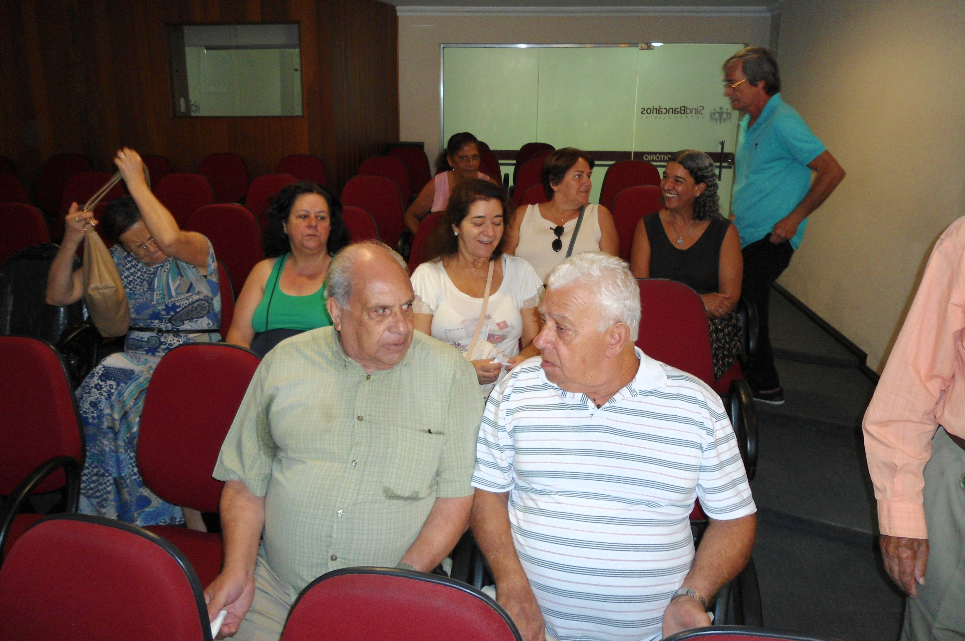 CAFÉ DA MANHÃ EM HOMEMAGEM AO DIA DO APOSENTADO