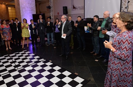 Presidente da Contraf-CUT homenageia &quot;lutadores das causas sociais&quot;