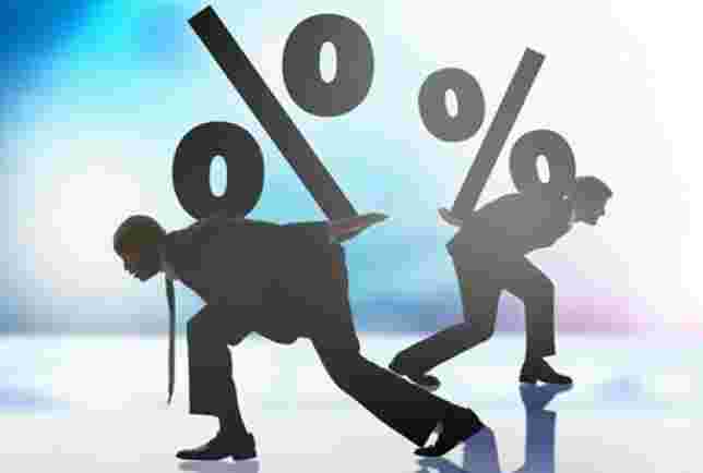 Aumento da Selic não combate a inflação, encarece o crédito, causa mais desemprego e queda de renda