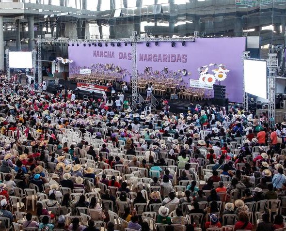 MARCHA DAS MARGARIDAS - Lula aponta protagonismo das mulheres no crescimento do País