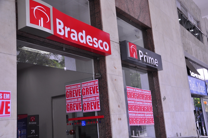 GREVE SEGUE FORTE EM TODO PAÍS