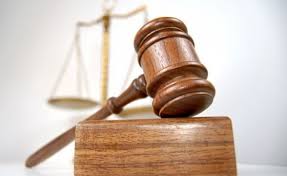 Juízes pedem afastamento de políticos investigados