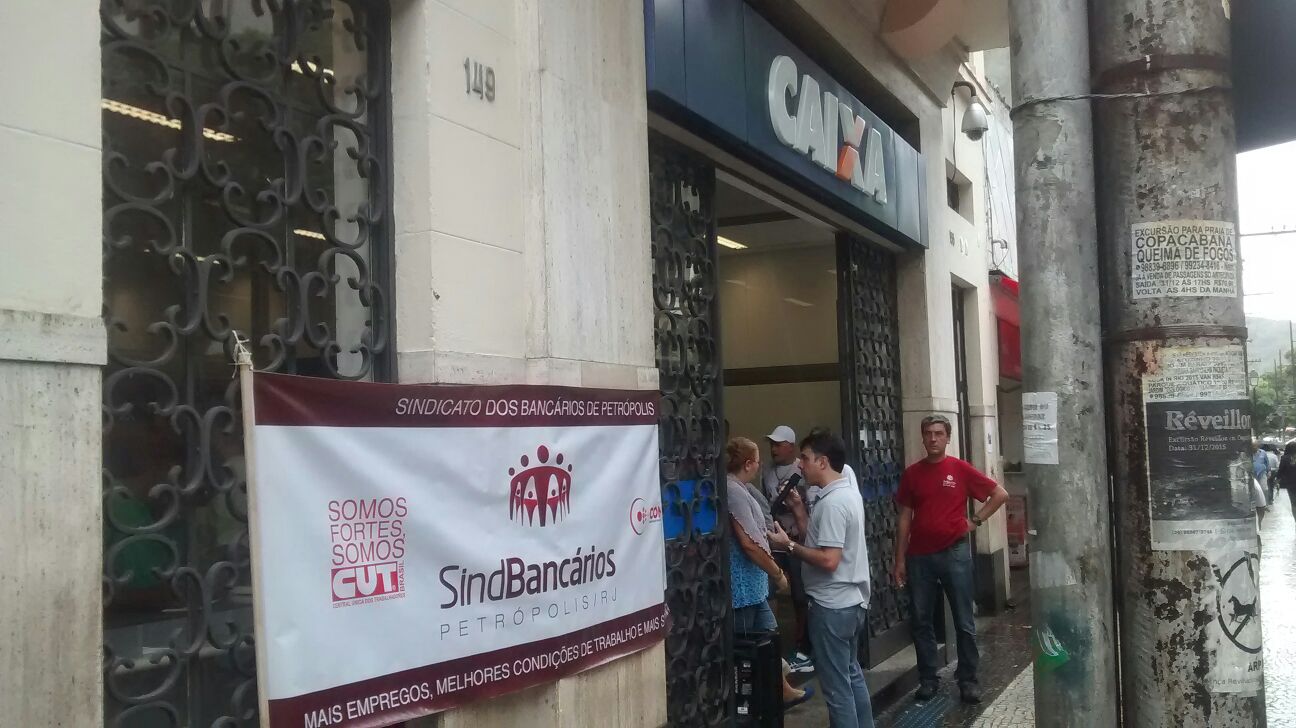 Procon notifica agências bancárias da cidade