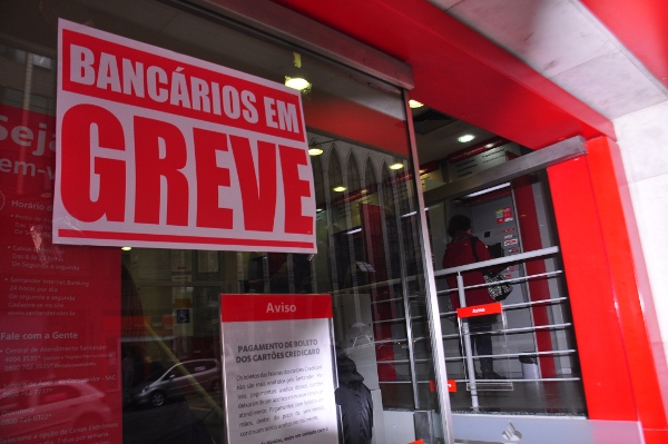 Sem avanço, negociação continua hoje