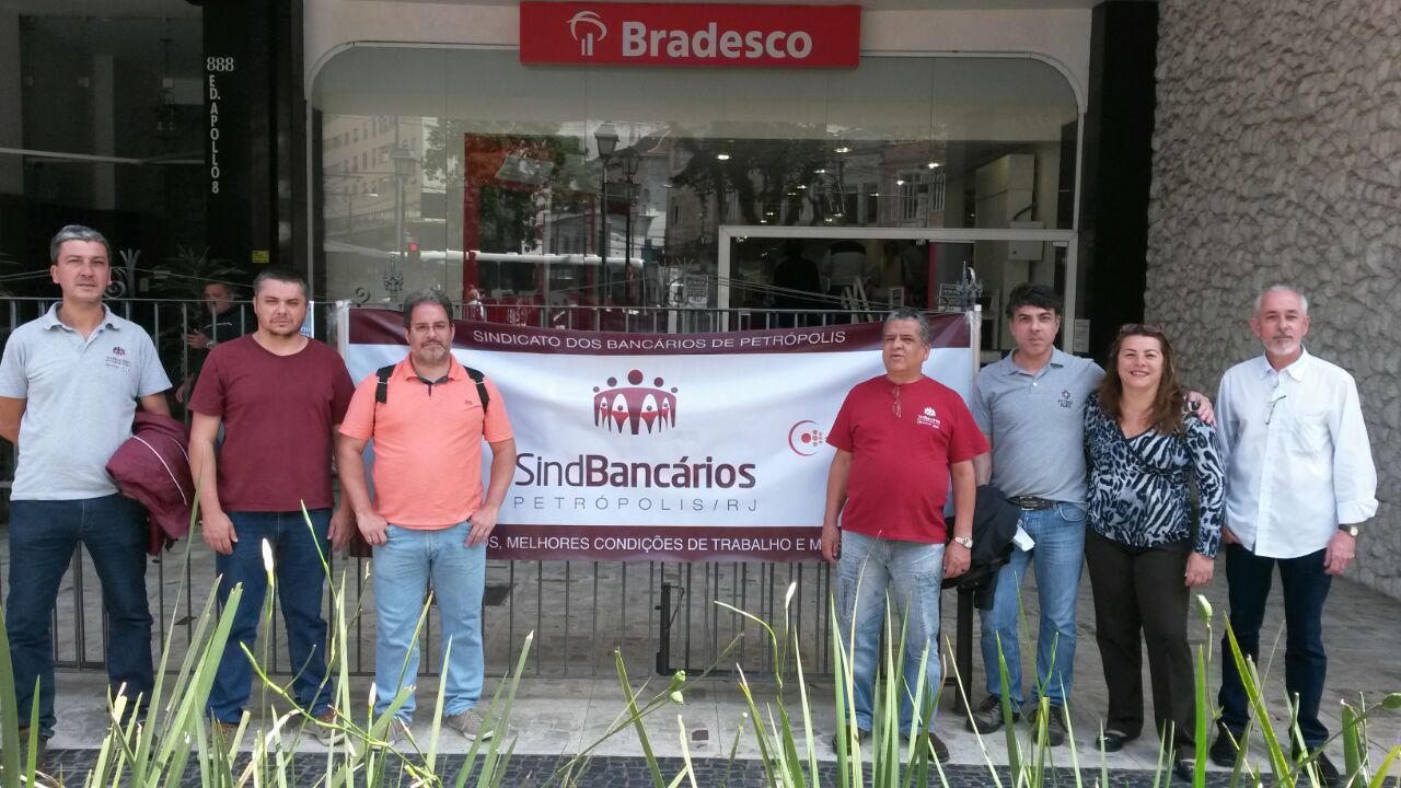 Bradesco impõe ampliação de jornada aos funcionários do HSBC sem avisar o Sindicato