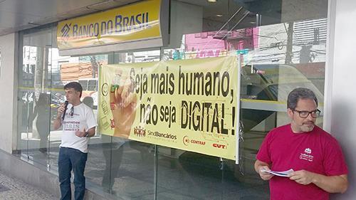 SindBancários Petrópolis defende empregos