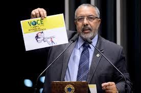 Previdência do País não precisa  de reforma, diz senador Paim