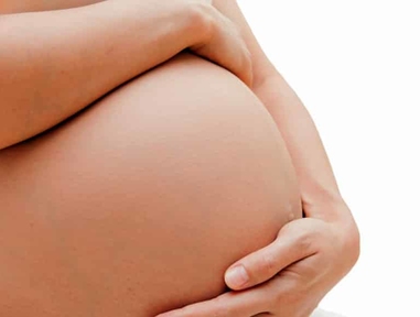 Ministro do STF suspende regra da reforma trabalhista e proíbe grávida em local insalubre