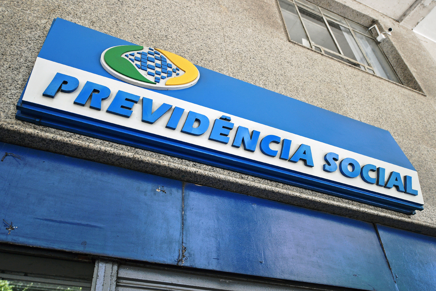 INSS adia para março bloqueio de benefício para aposentado que ainda não fez prova de vida