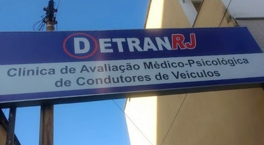 Clínicas do Detran terão que aceitar planos de saúde. Lei já está em vigor, mas serviço não