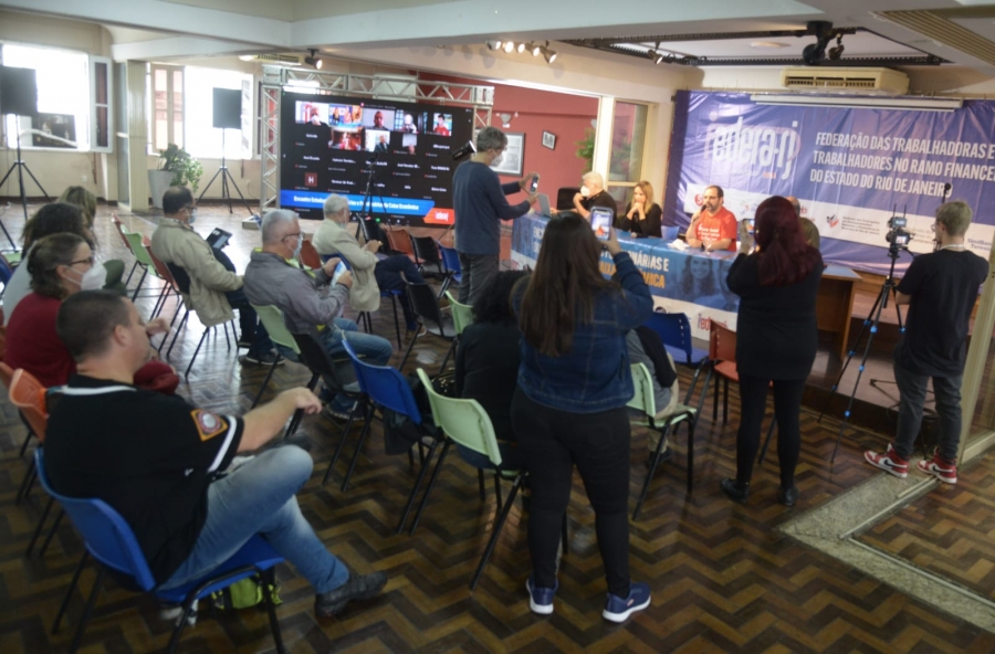 Encontro Estadual da Caixa  aprova propostas para o 38º Conecef