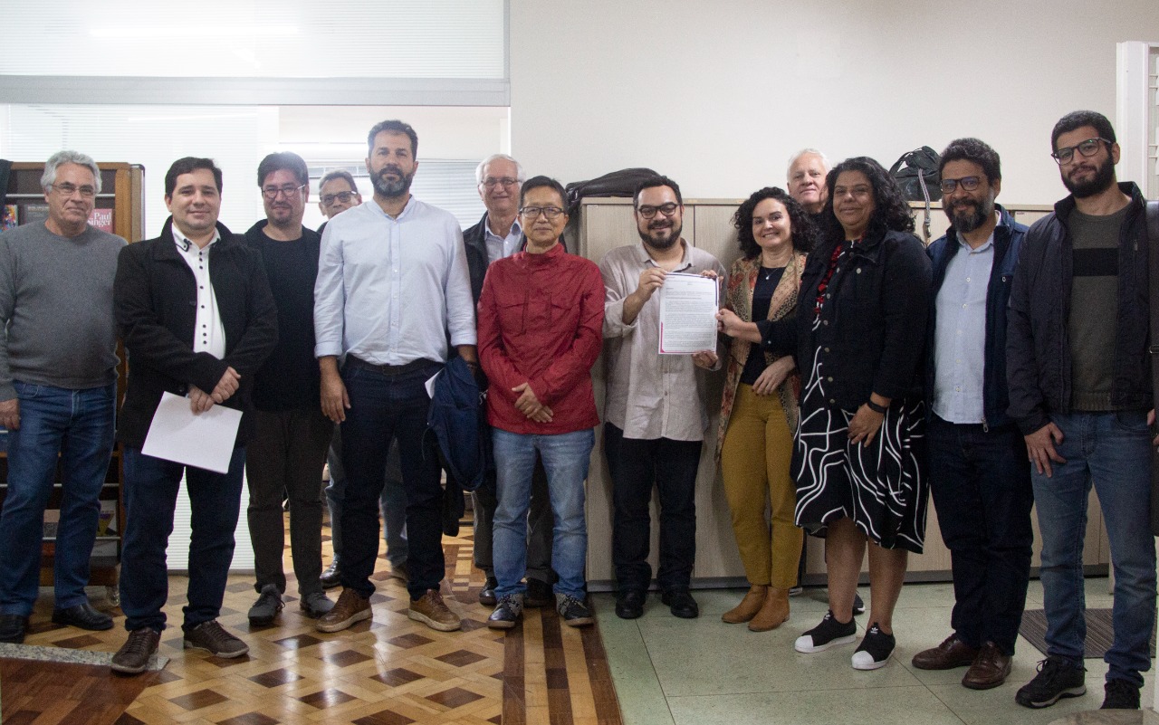 Movimento sindical bancário  entrega propostas para programa de Governo de Lula